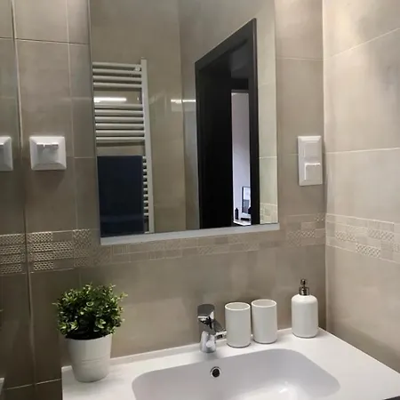 Idevar-lak * Velence