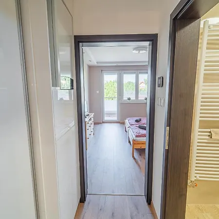 Idevar-lak Apartment Velence