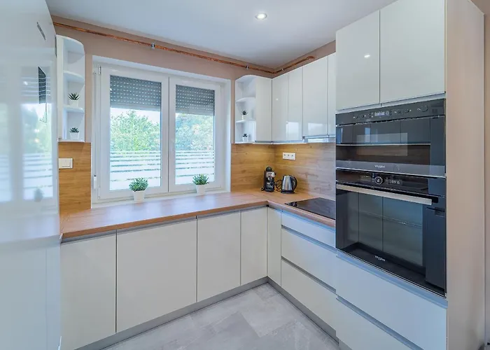 Idevar-lak Apartment *