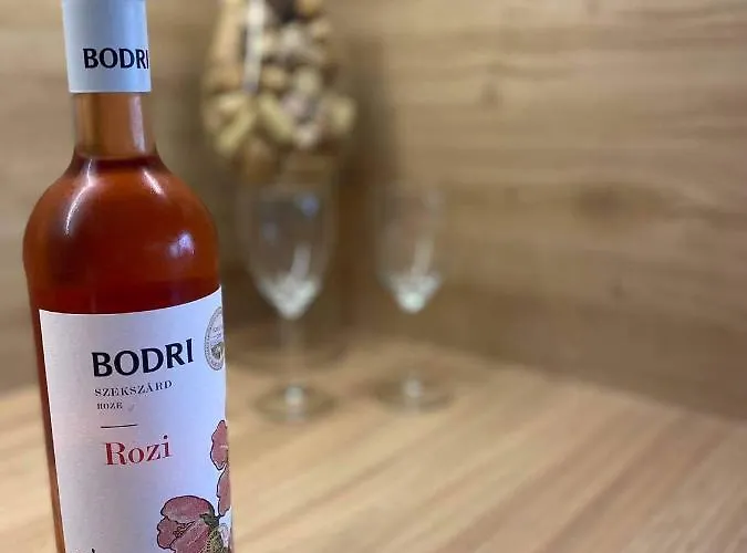 Idevar-lak Apartment Velence